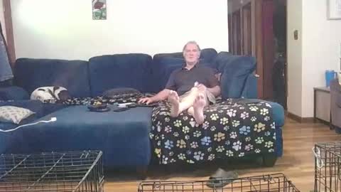 Mark online show from 09/30/25, 02:44