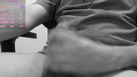 Snapshot of pussyfuker113 chatting on 12/29/24, 07:22 pussyfuker113 online show from 12/29/24, 07:22