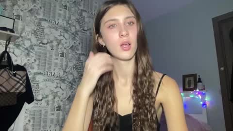 Snapshot of pussygir007 chatting on 01/09/25, 08:34 pussygirl007 online show from 01/09/25, 08:34