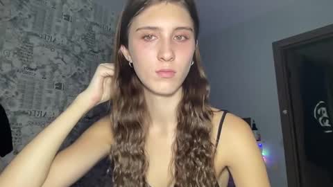 Snapshot of pussygir007 chatting on 01/10/25, 11:43 pussygirl007 online show from 01/10/25, 11:43