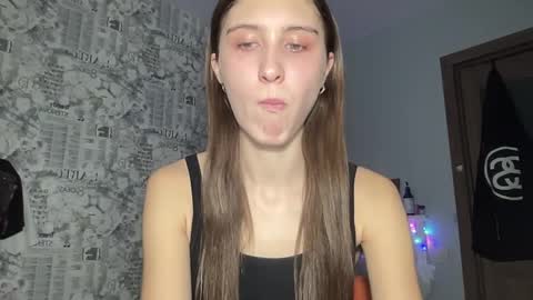 Snapshot of pussygir007 chatting on 02/06/25, 10:37 pussygirl007 online show from 02/06/25, 10:37