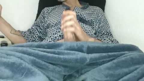 Snapshot of pussyhunterpt chatting on 01/12/25, 11:07 Ruck Fules online show from 01/12/25, 11:07