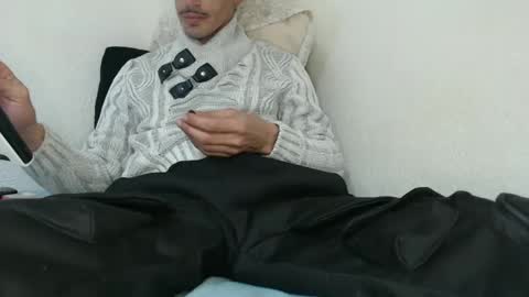 Snapshot of pussyhunterpt chatting on 01/26/25, 11:28 Ruck Fules online show from 01/26/25, 11:28