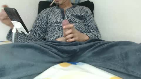 Snapshot of pussyhunterpt chatting on 03/01/25, 08:10 Ruck Fules online show from 03/01/25, 08:10