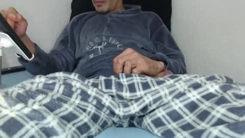 Snapshot of pussyhunterpt chatting on 03/06/25, 10:04 Ruck Fules online show from 03/06/25, 10:04