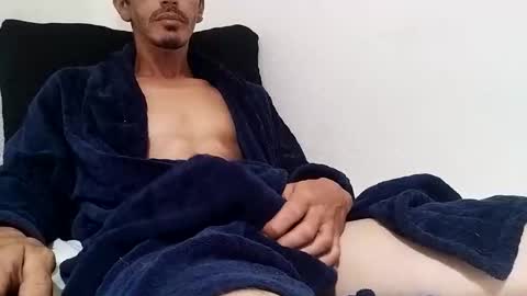 Snapshot of pussyhunterpt chatting on 09/27/25, 08:52 Ruck Fules online show from 09/27/25, 08:52