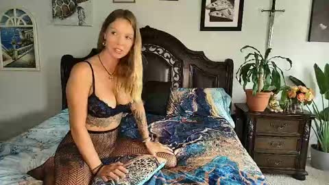 Rachel online show from 04/16/26, 02:29