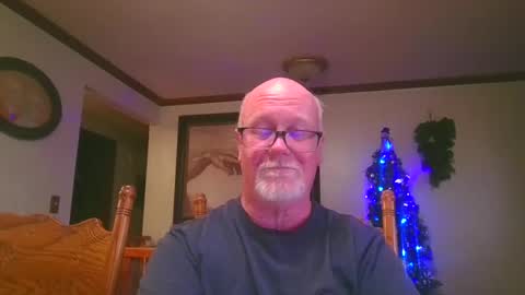 Snapshot of pussylover1365 chatting on 02/12/25, 10:04 pussylover1365 online show from 02/12/25, 10:04