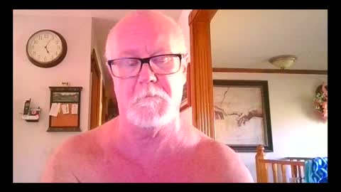 Snapshot of pussylover1365 chatting on 09/16/25, 09:05 pussylover1365 online show from 09/16/25, 09:05