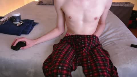 Snapshot of pussylover2182 chatting on 12/21/24, 07:56 pussylover2182 online show from 12/21/24, 07:56