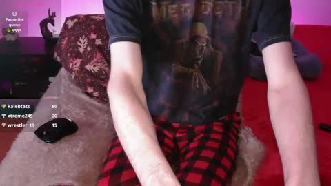 Snapshot of pussylover2182 chatting on 01/14/25, 08:20 pussylover2182 online show from 01/14/25, 08:20