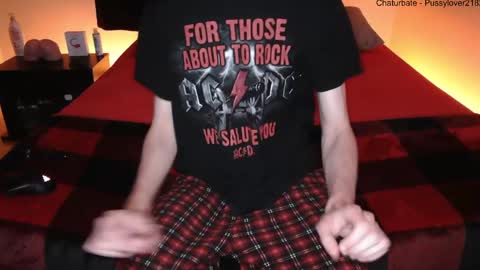 Snapshot of pussylover2182 chatting on 09/09/25, 02:55 pussylover2182 online show from 09/09/25, 02:55