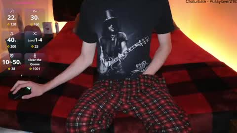 Snapshot of pussylover2182 chatting on 09/21/25, 03:08 pussylover2182 online show from 09/21/25, 03:08