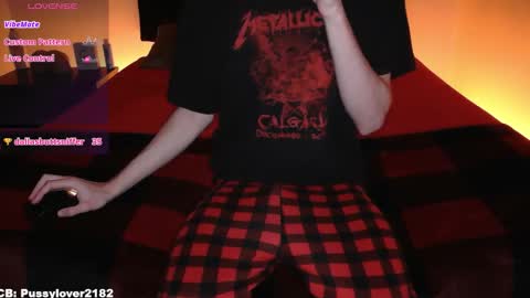 Snapshot of pussylover2182 chatting on 11/21/25, 06:12 pussylover2182 online show from 11/21/25, 06:12