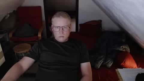 Snapshot of pussylovercb chatting on 09/09/25, 09:53 pussylovercb online show from 09/09/25, 09:53