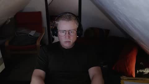 Snapshot of pussylovercb chatting on 09/22/25, 08:38 pussylovercb online show from 09/22/25, 08:38