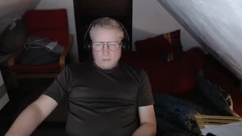 Snapshot of pussylovercb chatting on 09/24/25, 06:33 pussylovercb online show from 09/24/25, 06:33