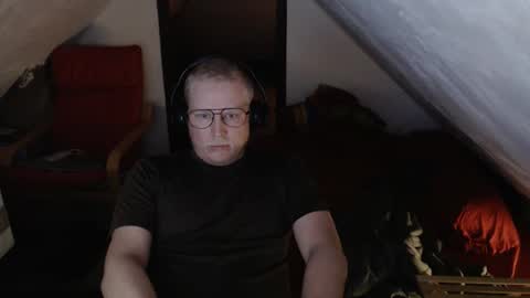 Snapshot of pussylovercb chatting on 10/25/25, 08:47 pussylovercb online show from 10/25/25, 08:47