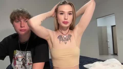 Lina online show from 09/29/25, 07:51