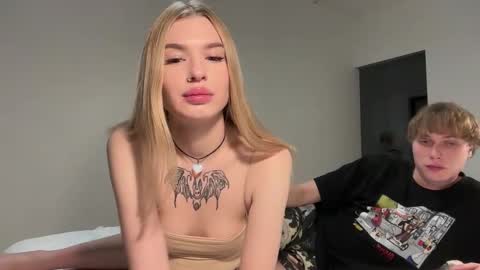 Lina online show from 10/01/25, 12:49