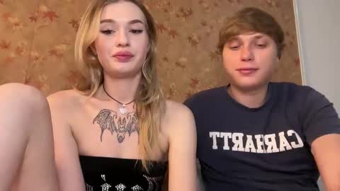 Lina online show from 10/06/25, 11:24