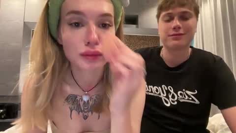 Lina online show from 10/11/25, 12:32