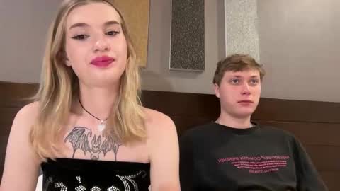 Lina online show from 10/15/25, 07:58