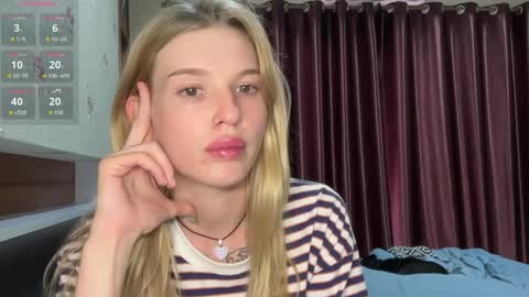 Lina online show from 04/11/26, 07:45