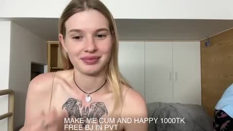 Snapshot of pussymoneywet chatting on 06/29/26, 12:05 Lina online show from 06/29/26, 12:05