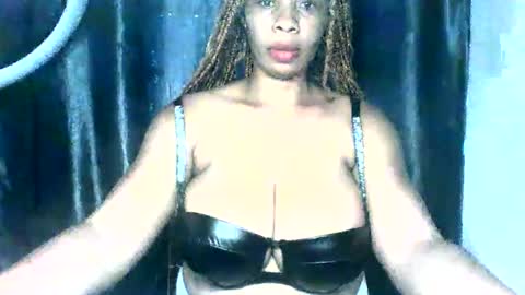 Snapshot of pussywet8623448 chatting on 05/16/26, 10:36 pussywet8623448 online show from 05/16/26, 10:36