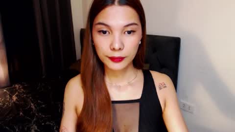 Snapshot of pussywetandwild chatting on 03/08/25, 11:48 LHARA online show from 03/08/25, 11:48