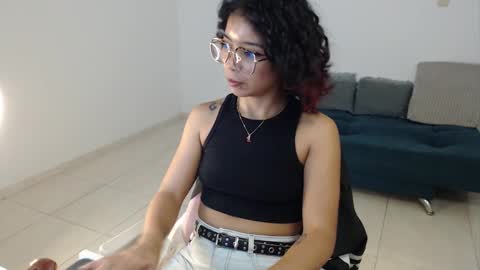 Snapshot of putakusan chatting on 03/09/25, 02:50 Izumi online show from 03/09/25, 02:50