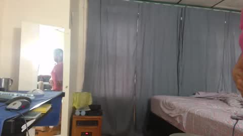 Snapshot of putiputi4u chatting on 03/21/26, 09:40 putiputi4u online show from 03/21/26, 09:40