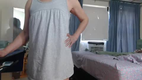 Snapshot of putiputi4u chatting on 05/30/26, 02:03 putiputi4u online show from 05/30/26, 02:03