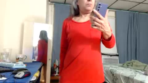 Snapshot of putiputi4u chatting on 06/21/26, 03:20 putiputi4u online show from 06/21/26, 03:20