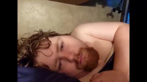 Snapshot of puttysucker69 chatting on 03/18/26, 05:27 puttysucker69 online show from 03/18/26, 05:27