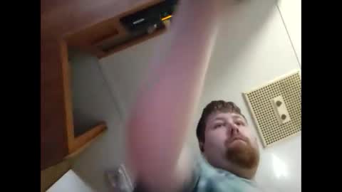 Snapshot of puttysucker69 chatting on 04/12/26, 09:09 puttysucker69 online show from 04/12/26, 09:09