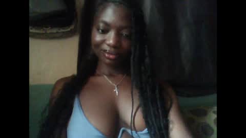 Snapshot of pweedy_ora chatting on 06/19/26, 10:19 ora online show from 06/19/26, 10:19