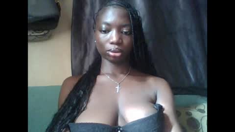 Snapshot of pweedy_ora chatting on 06/21/26, 09:56 ora online show from 06/21/26, 09:56