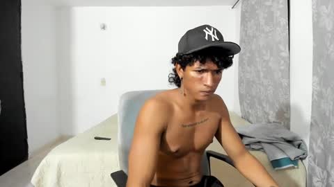 Snapshot of pyke_cum chatting on 01/19/25, 06:20 pyke_cum online show from 01/19/25, 06:20