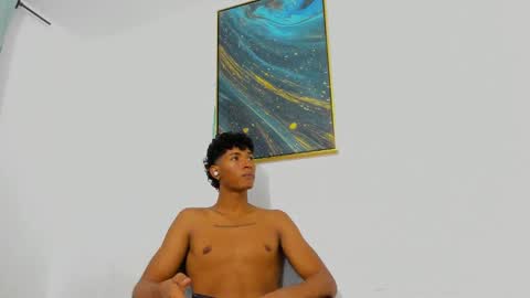 Snapshot of pyke_cum chatting on 02/06/25, 08:29 pyke_cum online show from 02/06/25, 08:29