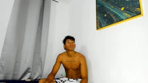 Snapshot of pyke_cum chatting on 02/15/25, 11:06 pyke_cum online show from 02/15/25, 11:06