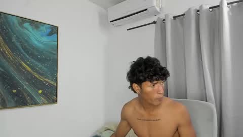 Snapshot of pyke_cum chatting on 03/12/25, 03:13 pyke_cum online show from 03/12/25, 03:13