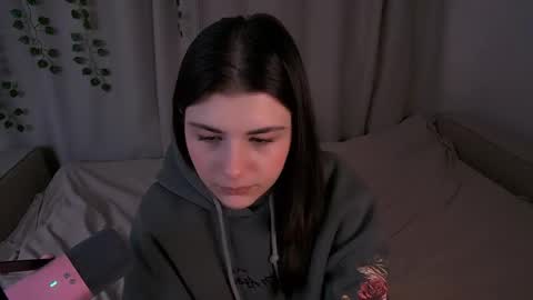 Ava online show from 06/06/26, 06:56