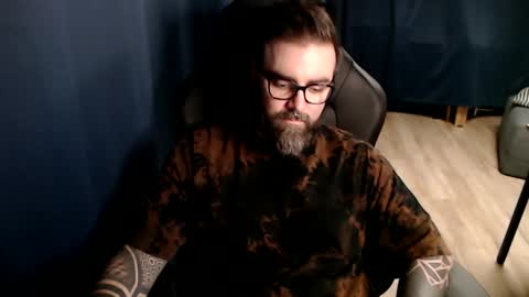 Snapshot of pyroxen chatting on 11/04/25, 08:52 Yog Sothoth online show from 11/04/25, 08:52