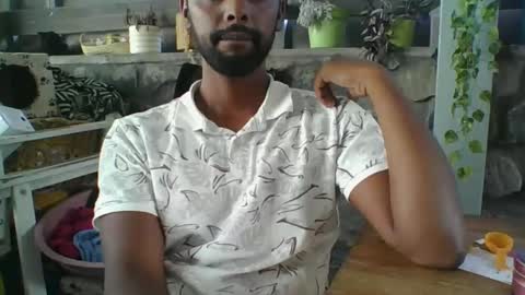 Snapshot of python974 chatting on 01/03/25, 12:30 Python online show from 01/03/25, 12:30