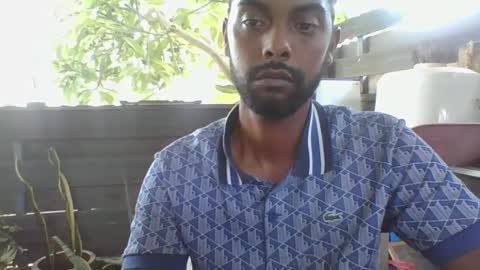 Snapshot of python974 chatting on 02/14/25, 08:42 Python online show from 02/14/25, 08:42