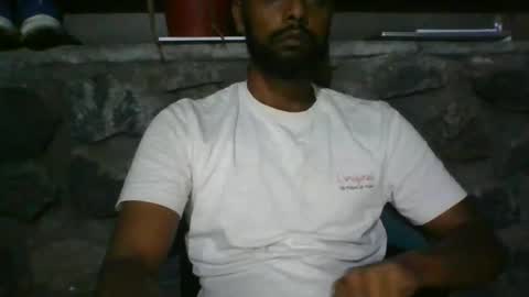 Snapshot of python974 chatting on 11/24/25, 07:02 Python online show from 11/24/25, 07:02