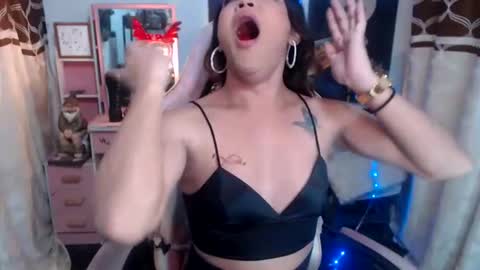 Queen Agatha online show from 10/09/25, 05:44