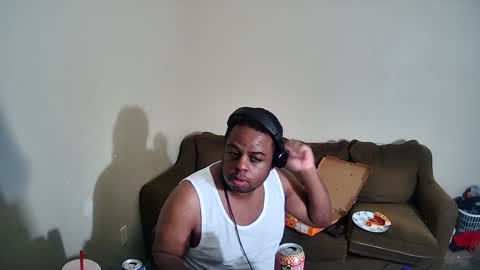 Snapshot of qbeastq2good chatting on 01/06/25, 05:41 firehot online show from 01/06/25, 05:41